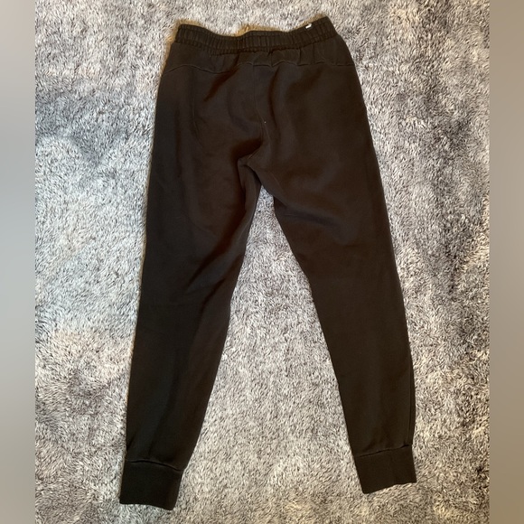 Men’s Puma Sweatpants - Picture 2 of 2